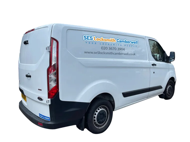 SE5 Locksmith Camberwell van